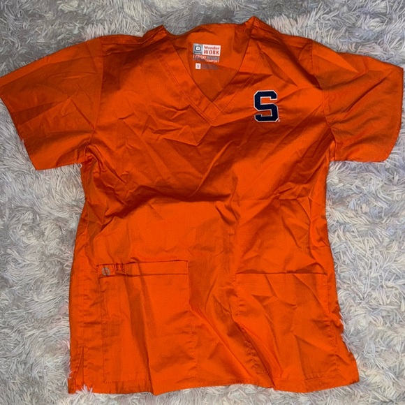 Women’s Syracuse scrub top - Picture 1 of 1